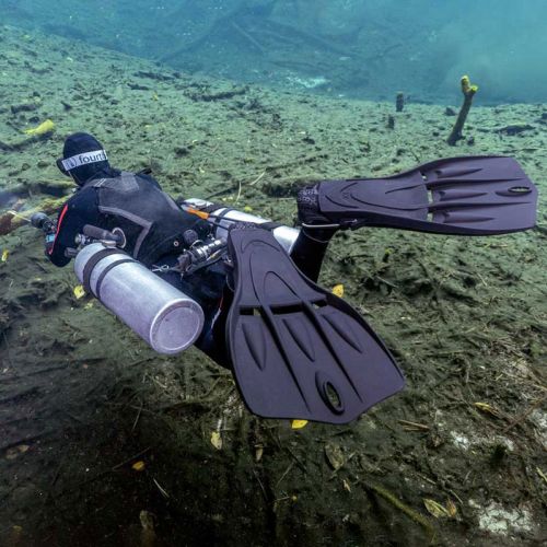 Fourth Element Tech Fin Black (FNTEK01)