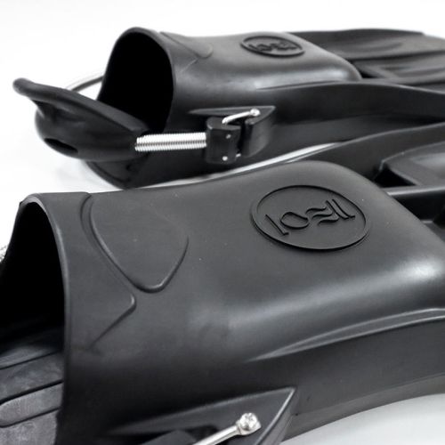 Fourth Element Tech Fin Black (FNTEK01)