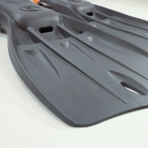 Płetwy techniczne Fourth Element Tech Fin ()
